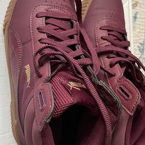 Puma MaroonBurgany mid Tops Sneakers w Gold Accents puma belt fir front closure